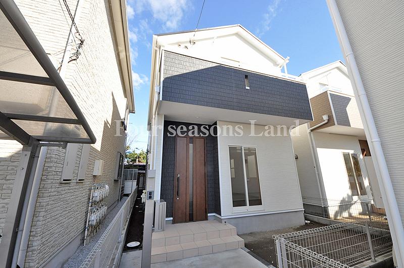 Local appearance photo. Local (12 May 2013) Shooting 1 Building