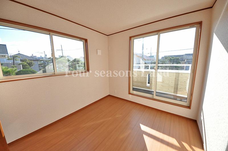 Non-living room. Indoor (12 May 2013) Shooting Building 2