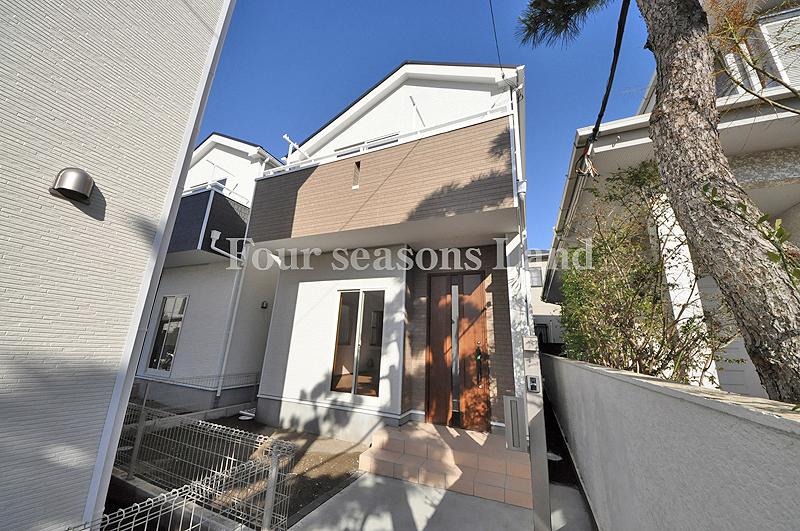 Local appearance photo. Local (12 May 2013) Shooting Building 3