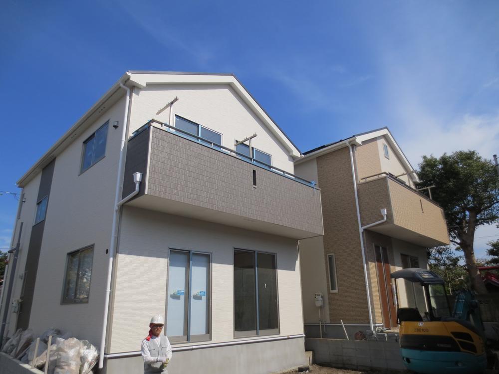 Local appearance photo. Local (10 May 2013) Shooting