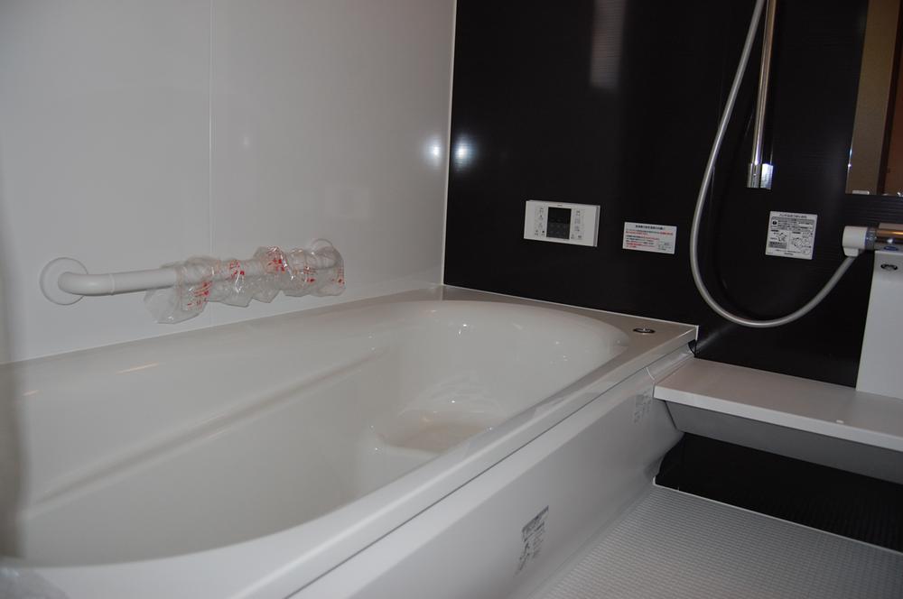 Bathroom. Indoor (11 May 2013) Shooting