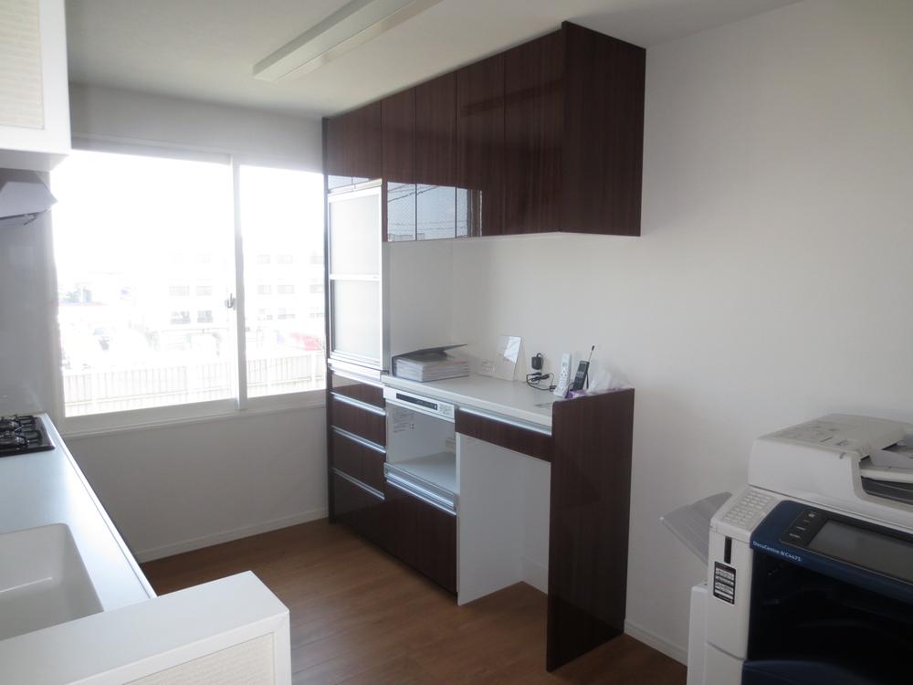 exhibition hall / Showroom. Showroom / Kitchen image