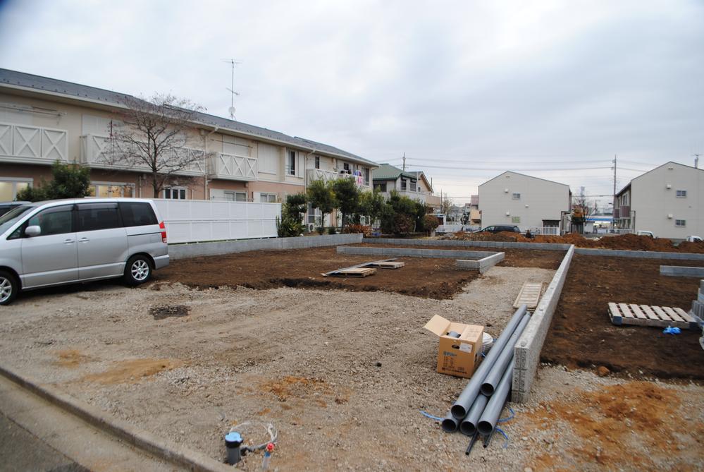 Local appearance photo. Local (11 May 2013) Shooting