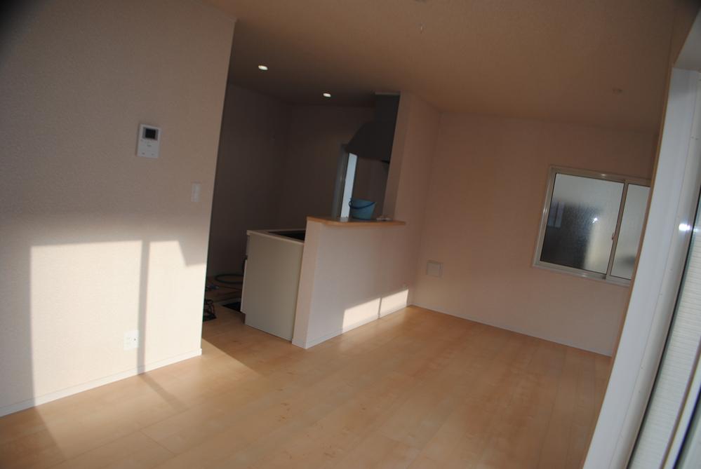 Living. Local (12 May 2013) Shooting