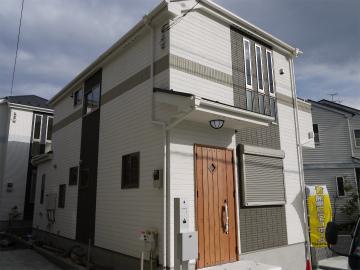 Local appearance photo. Local (11 May 2013) Shooting