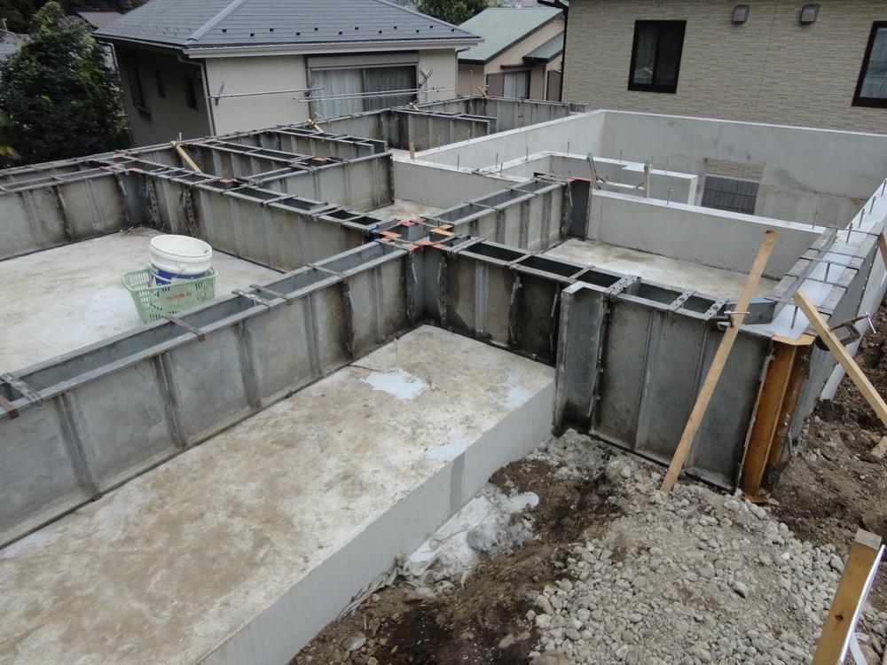 Local appearance photo. Local (10 May 2013) Shooting