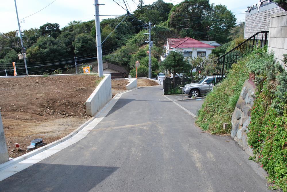 Local appearance photo. Local (10 May 2013) Shooting