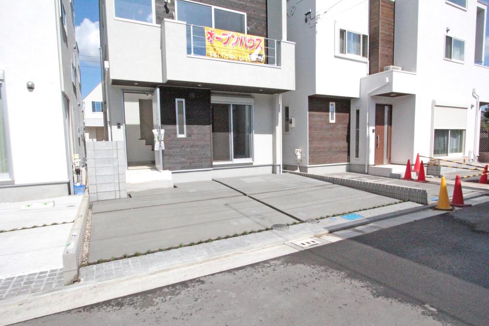 Parking lot. Construction results