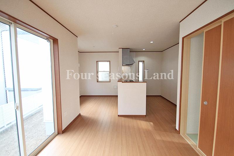 Living. Indoor (September 2013) Shooting Building 2