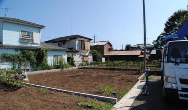 Local appearance photo. Local (10 May 2013) Shooting