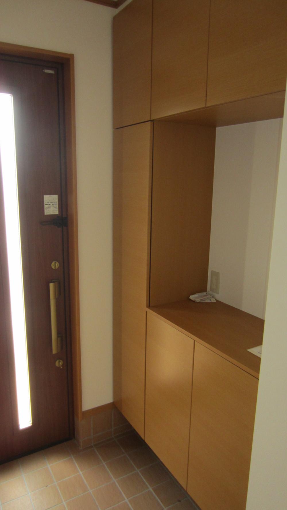 Entrance. Local (April 2013) Shooting