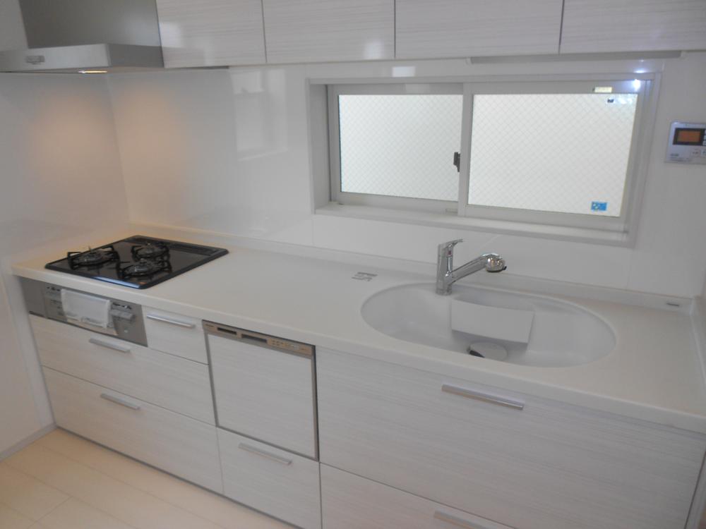 Kitchen. Room (August 2013) Shooting  ※ 4 Building