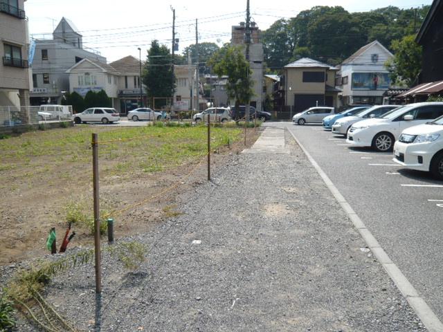 Local photos, including front road. Local (September 2013) Shooting