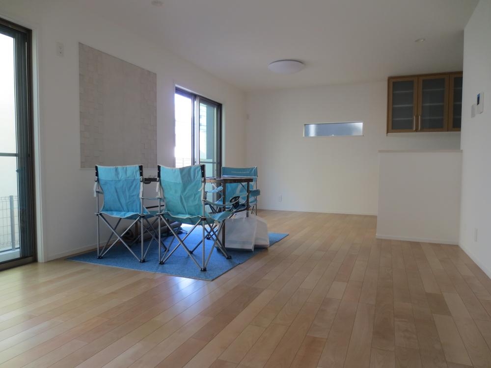 Living. Indoor (12 May 2013) Shooting