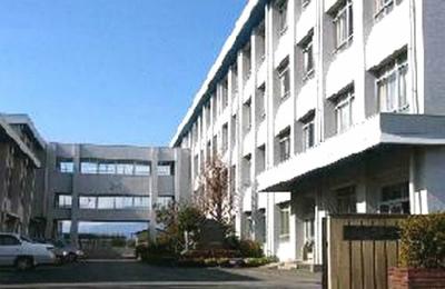 Junior high school. 470m to good deeds junior high school