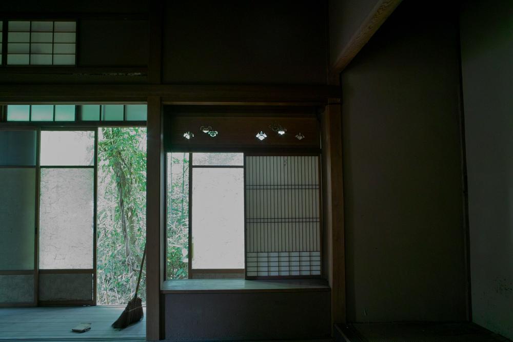 Other local. Local (June 2013) Shooting