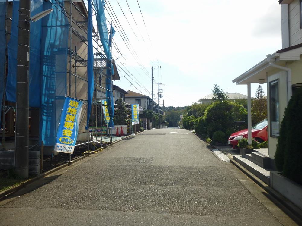 Local photos, including front road. Local (10 May 2013) Shooting