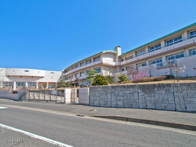 Junior high school. Fujisawa 490m Fujisawa Tatsufujikeoka junior high school Tatsufujikeoka until junior high school Distance 490m