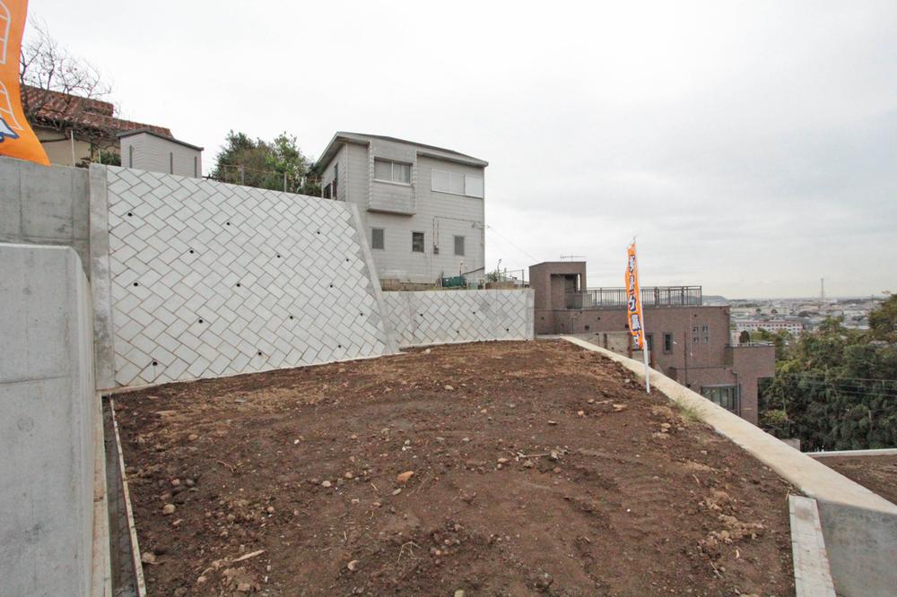 Local appearance photo. Local (10 May 2013) Shooting