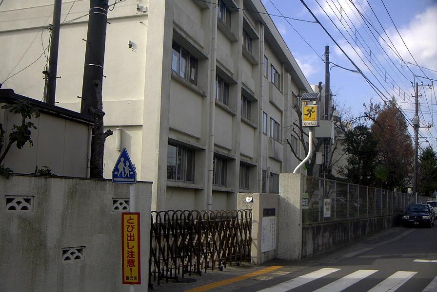 Primary school. Chogo until elementary school 850m