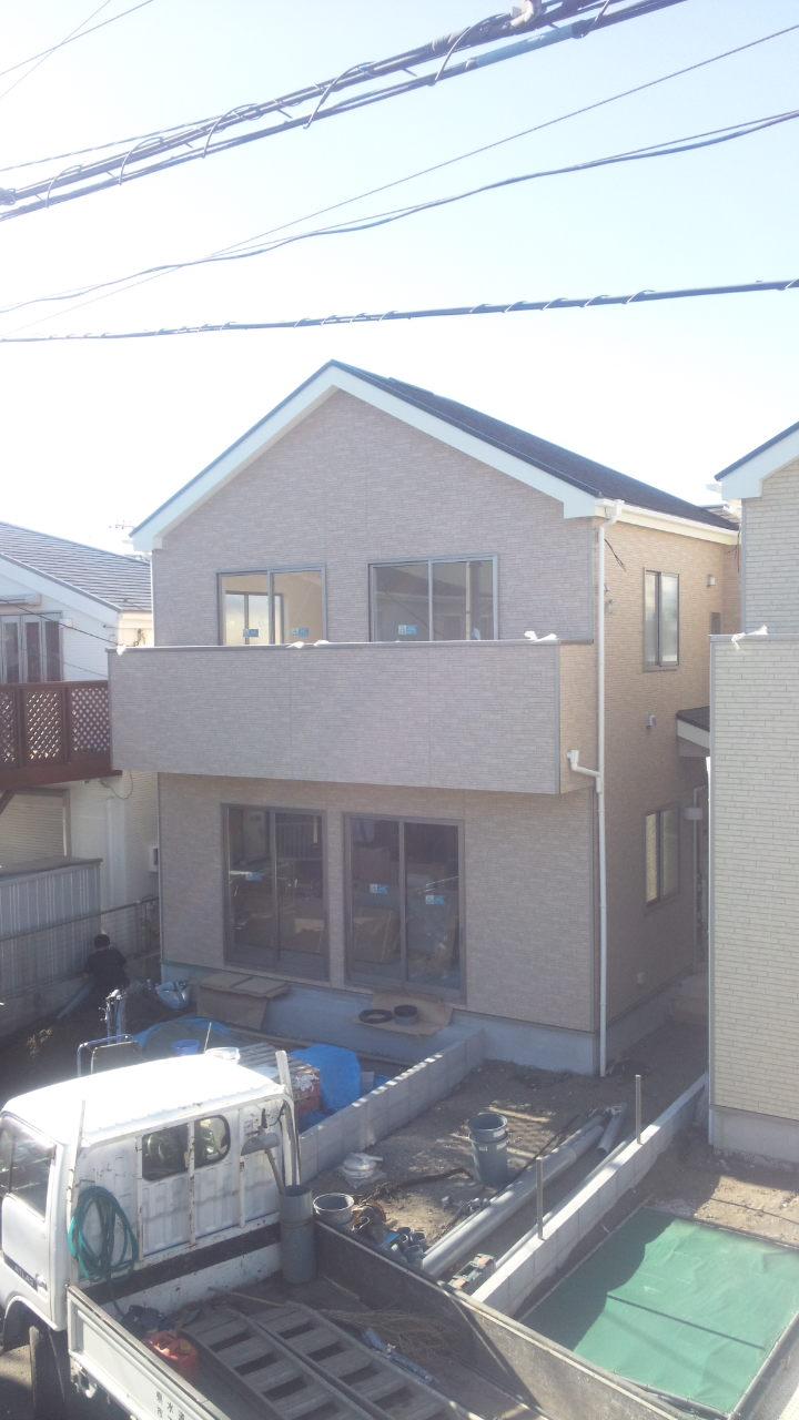 Local appearance photo. Local (10 May 2013) Shooting