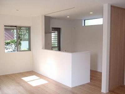 Same specifications photos (living). Same specifications