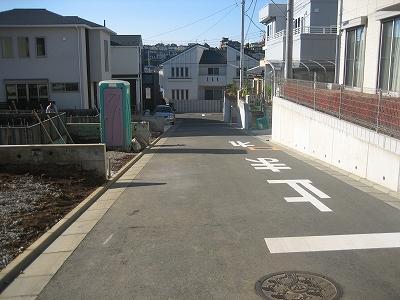 Local photos, including front road. Local (11 May 2013) Shooting