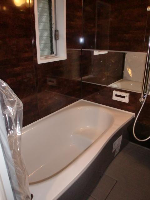 Bathroom. Indoor (10 May 2013) Shooting