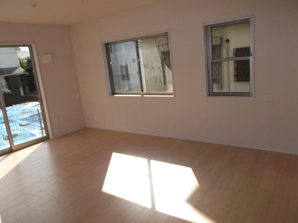 Living. Indoor (11 May 2013) Shooting