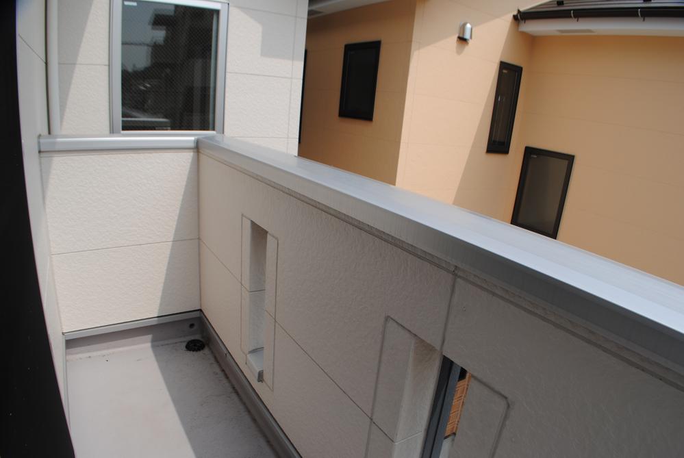 Balcony. Local (August 2013) Shooting