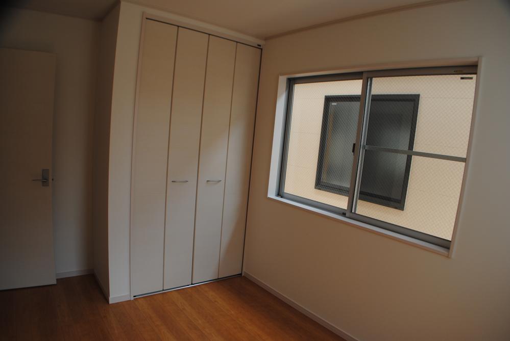 Non-living room. Room (August 2013) Shooting