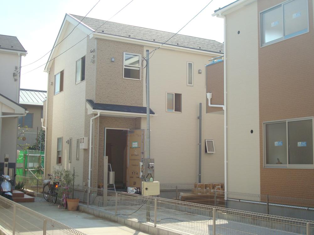 Local appearance photo. 5 Building (October 2013) Shooting