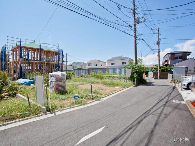 Local photos, including front road