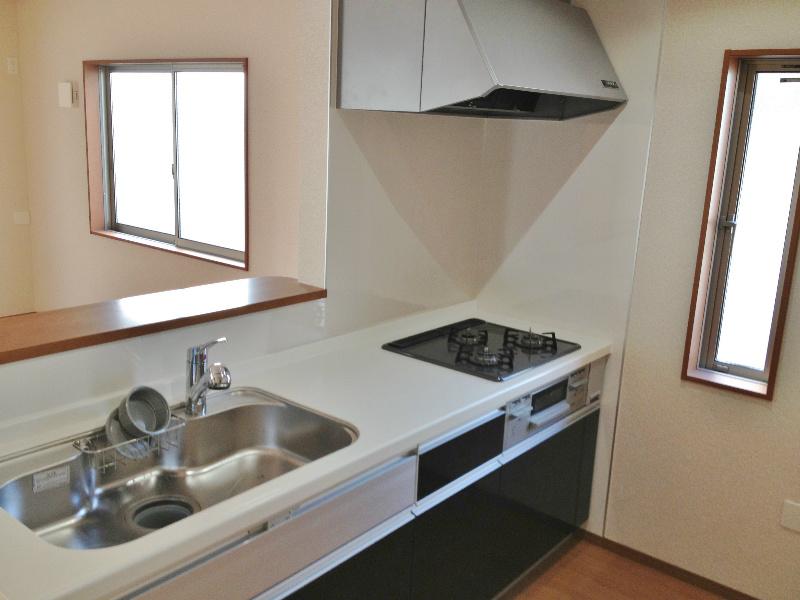 Kitchen. Spacious kitchen space!