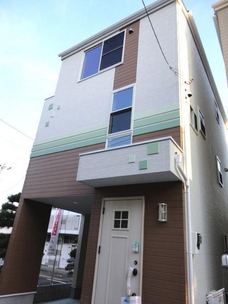 Local appearance photo