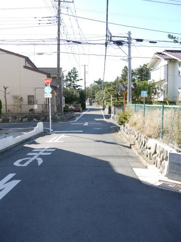 Local appearance photo. Local (12 May 2013) Shooting