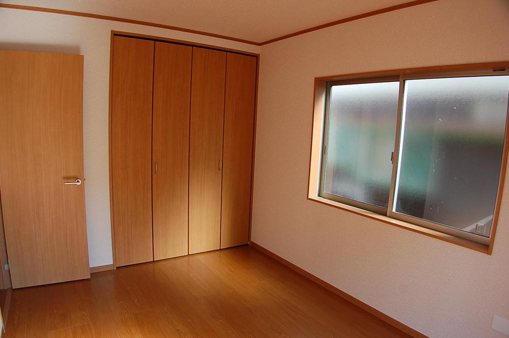 Non-living room. Indoor (10 May 2013) Shooting