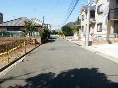 Local photos, including front road. Local (September 2013) Shooting