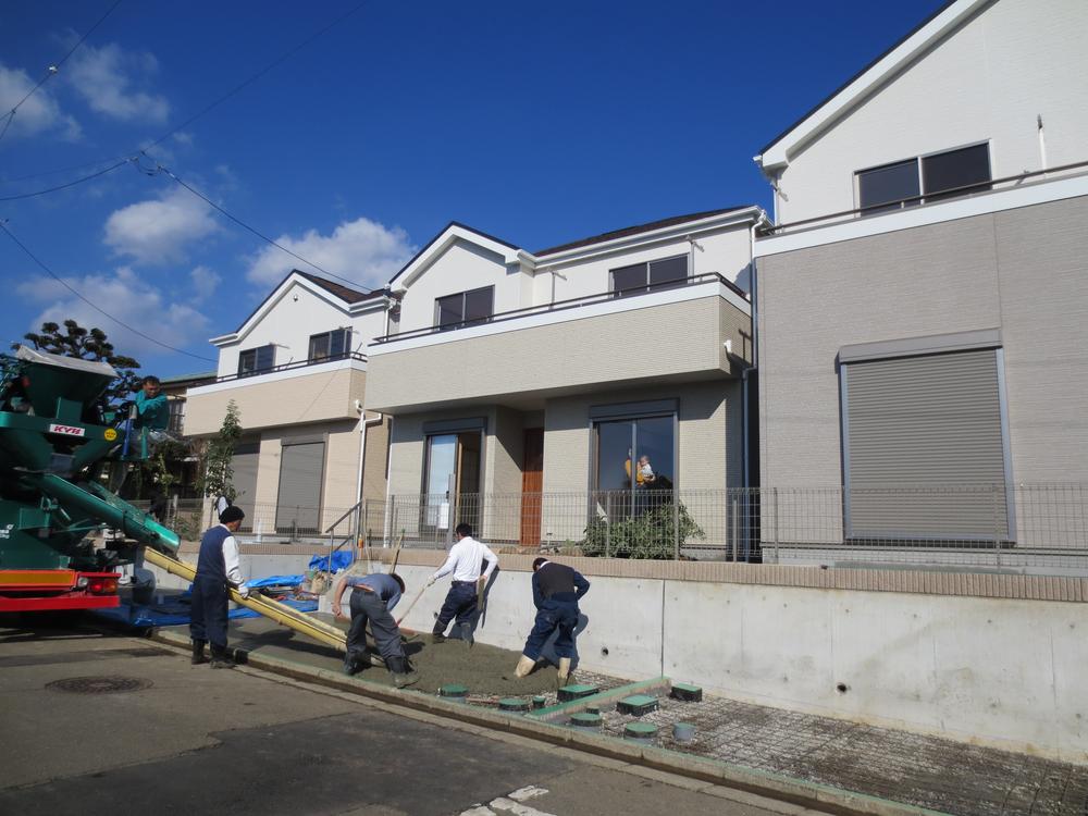 Local appearance photo. Local (11 May 2013) Shooting