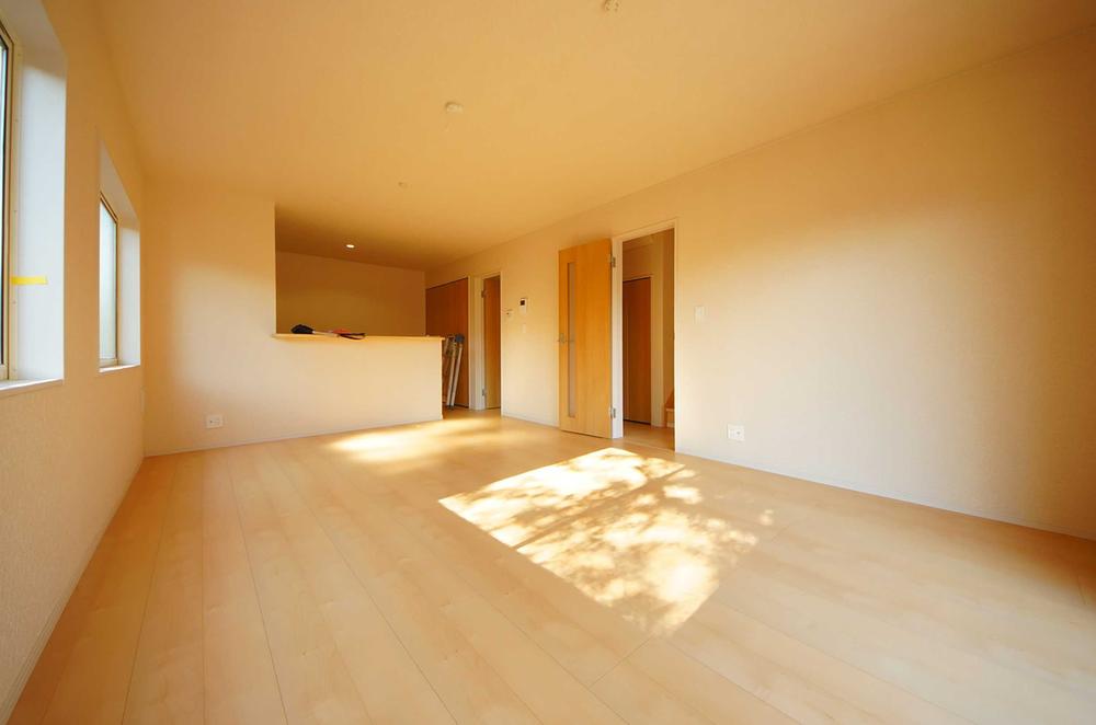 Living. Indoor (12 May 2013) Shooting, It is a kitchen space that front has been released.