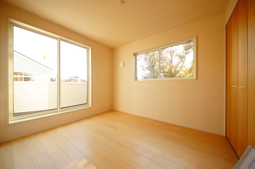 Non-living room. Indoor (12 May 2013) Shooting, It is 2 Kaiyoshitsu 5.25 Pledge with the closet.