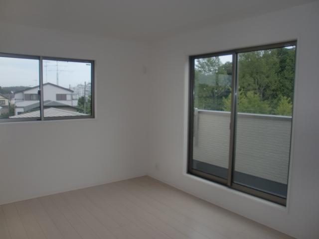 Non-living room. Indoor (July 2013) Shooting