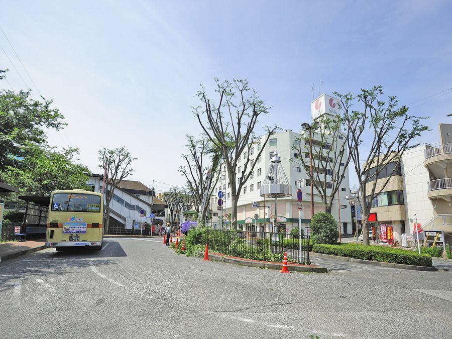 station. 800m to zengyō station