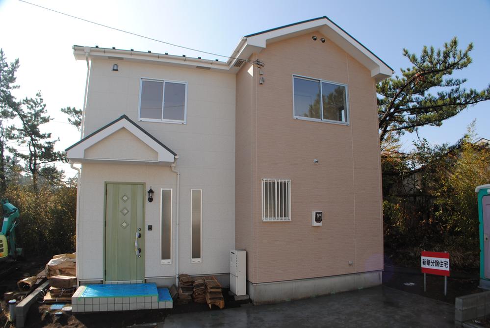 Local appearance photo. Local (12 May 2013) Shooting