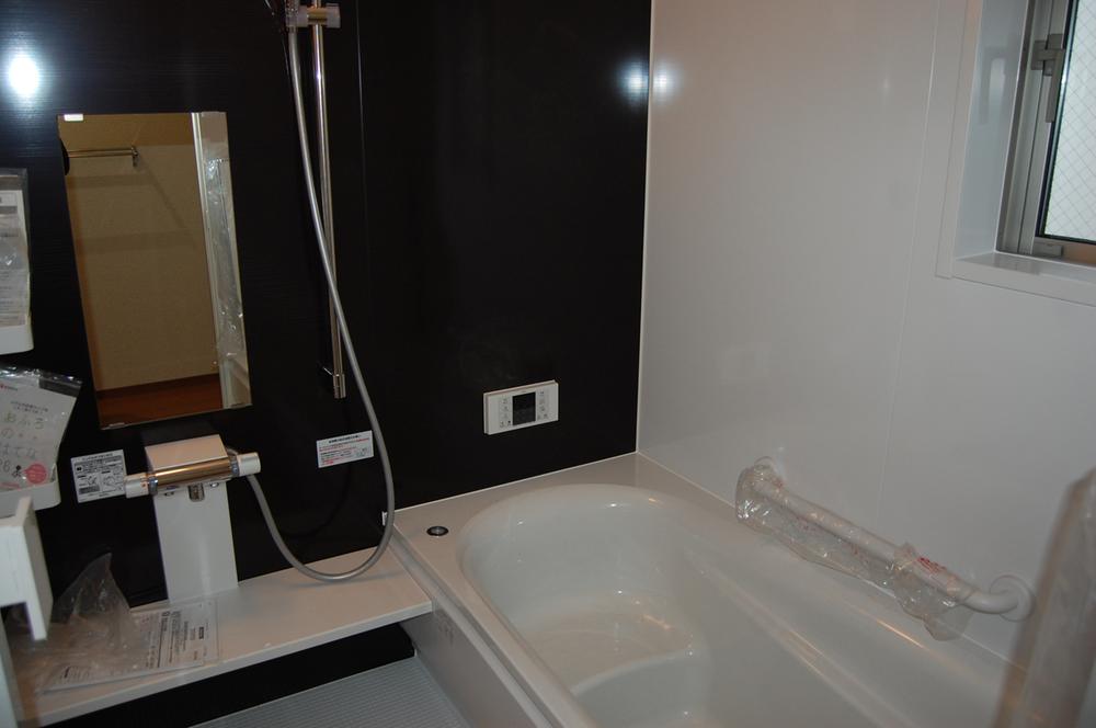 Bathroom. Indoor (11 May 2013) Shooting