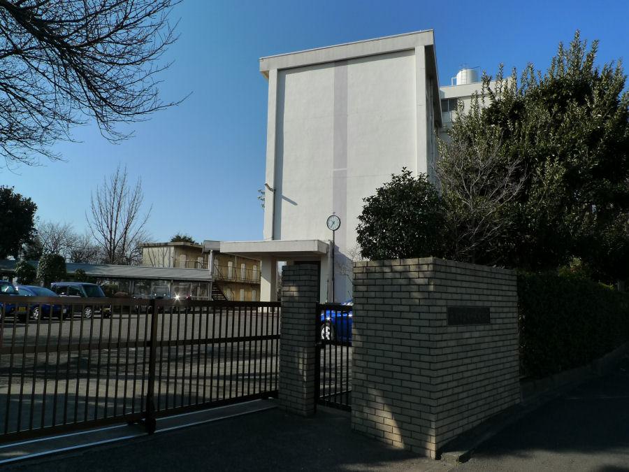Junior high school. 480m until the Fujisawa Municipal your findings junior high school