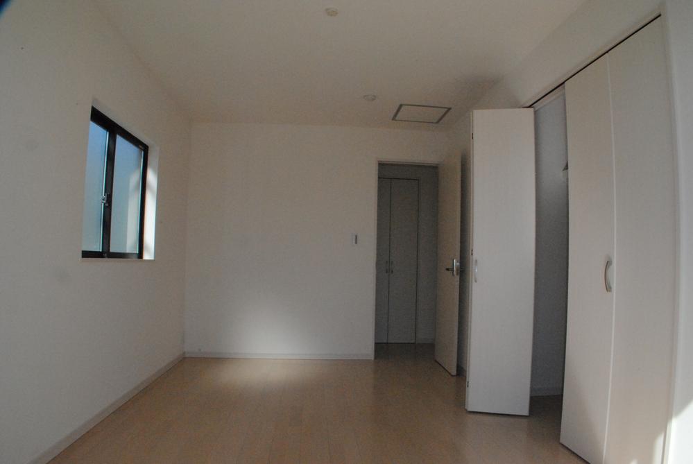 Non-living room. Indoor (September 2013) Shooting