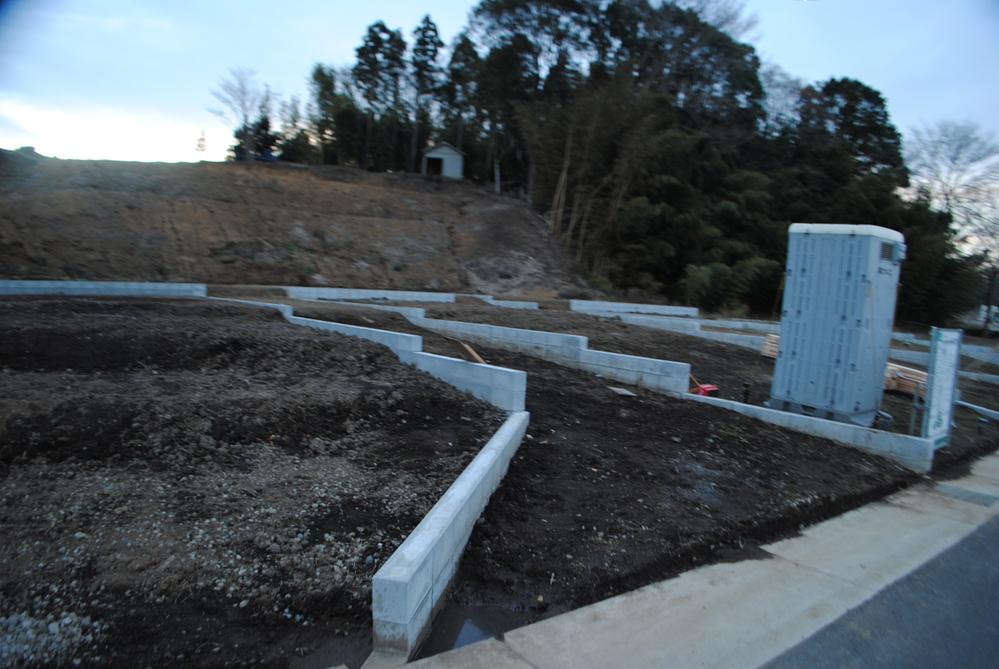 Local appearance photo. Local (12 May 2013) Shooting