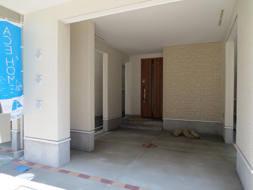 Parking lot. Local (May 2013) Shooting