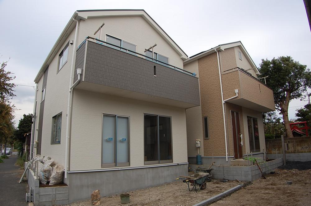 Local appearance photo. Local (10 May 2013) Shooting